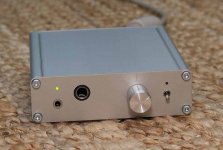 usb_dac_800_pcm2702_tpa6120a2_carpet1_lq_136.jpg