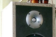 front kolumny proba-gabakaSN850321.jpg