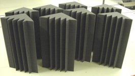 bass traps.JPG